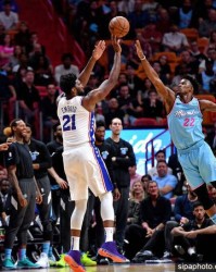  巴特勒三双热火加时险胜尼克斯  