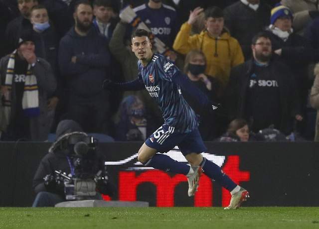  曼城客场逆转阿森纳，终结对手连胜纪录  